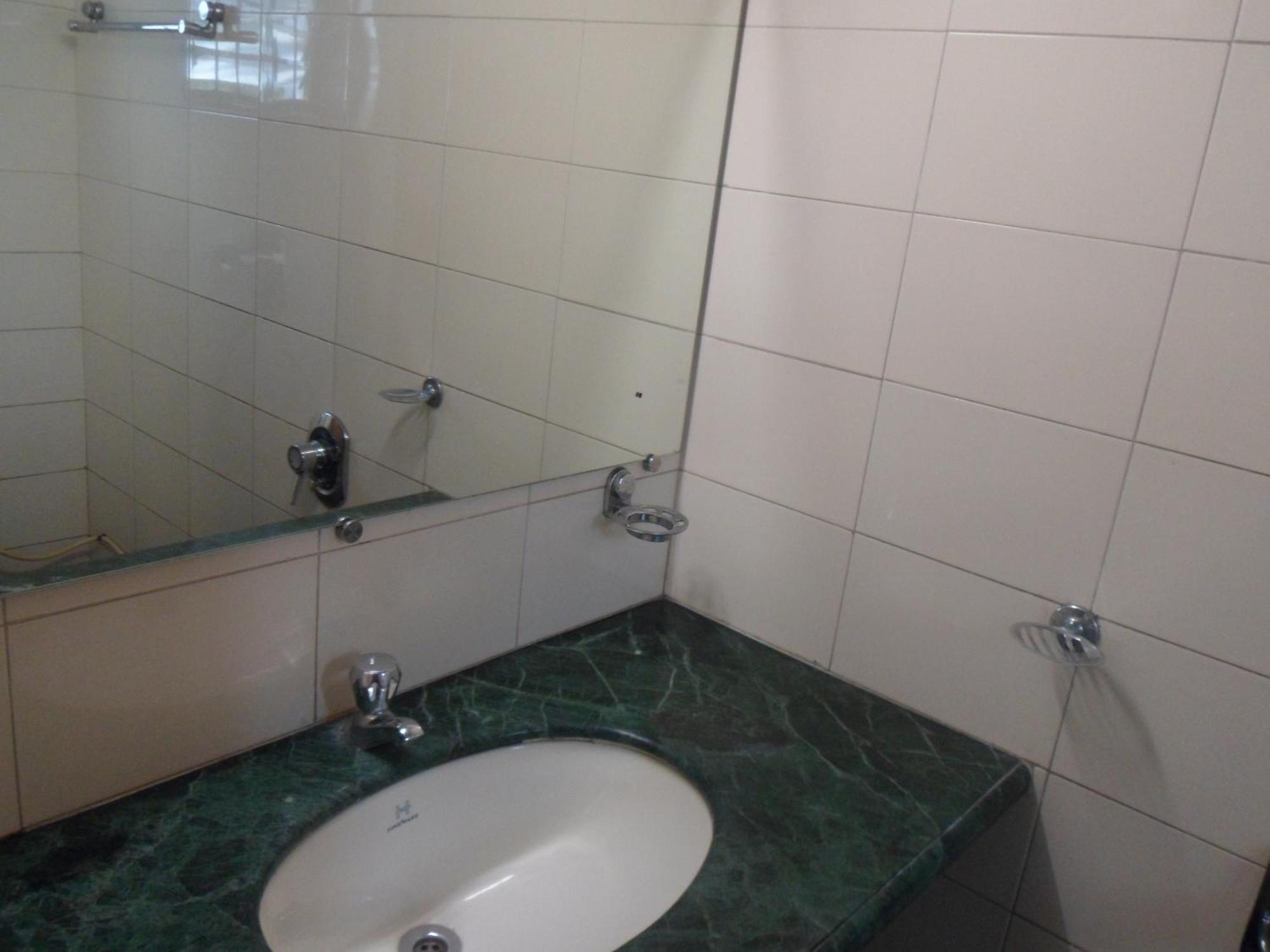 Hotel Pooja International Nászik Szoba fotó